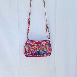 Vera Bradley crossbody adjustable handbag. Used only once-very clean inside/out.
